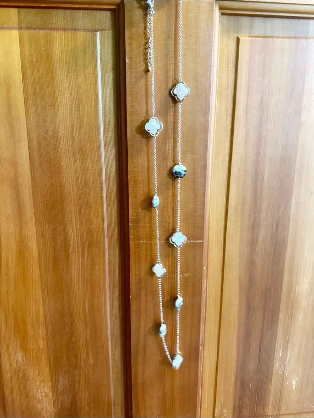 Silver-Tone White Floral & Marbled Bead Necklace and Earring Set